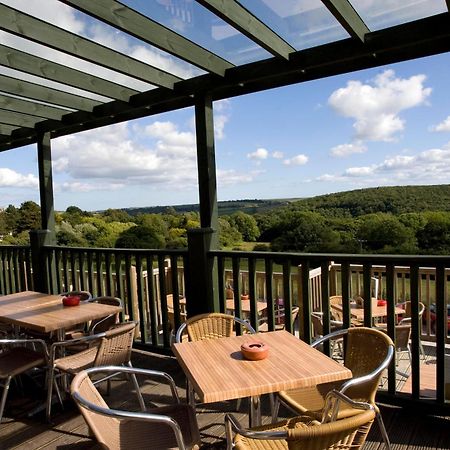 Hotel County Arms Truro Exterior foto