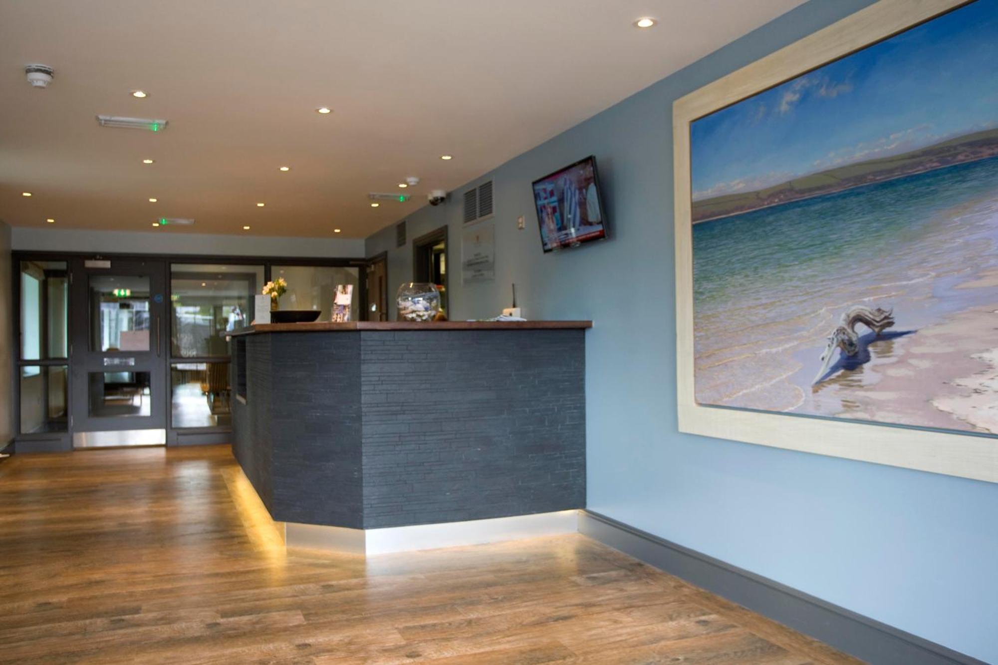 Hotel County Arms Truro Exterior foto