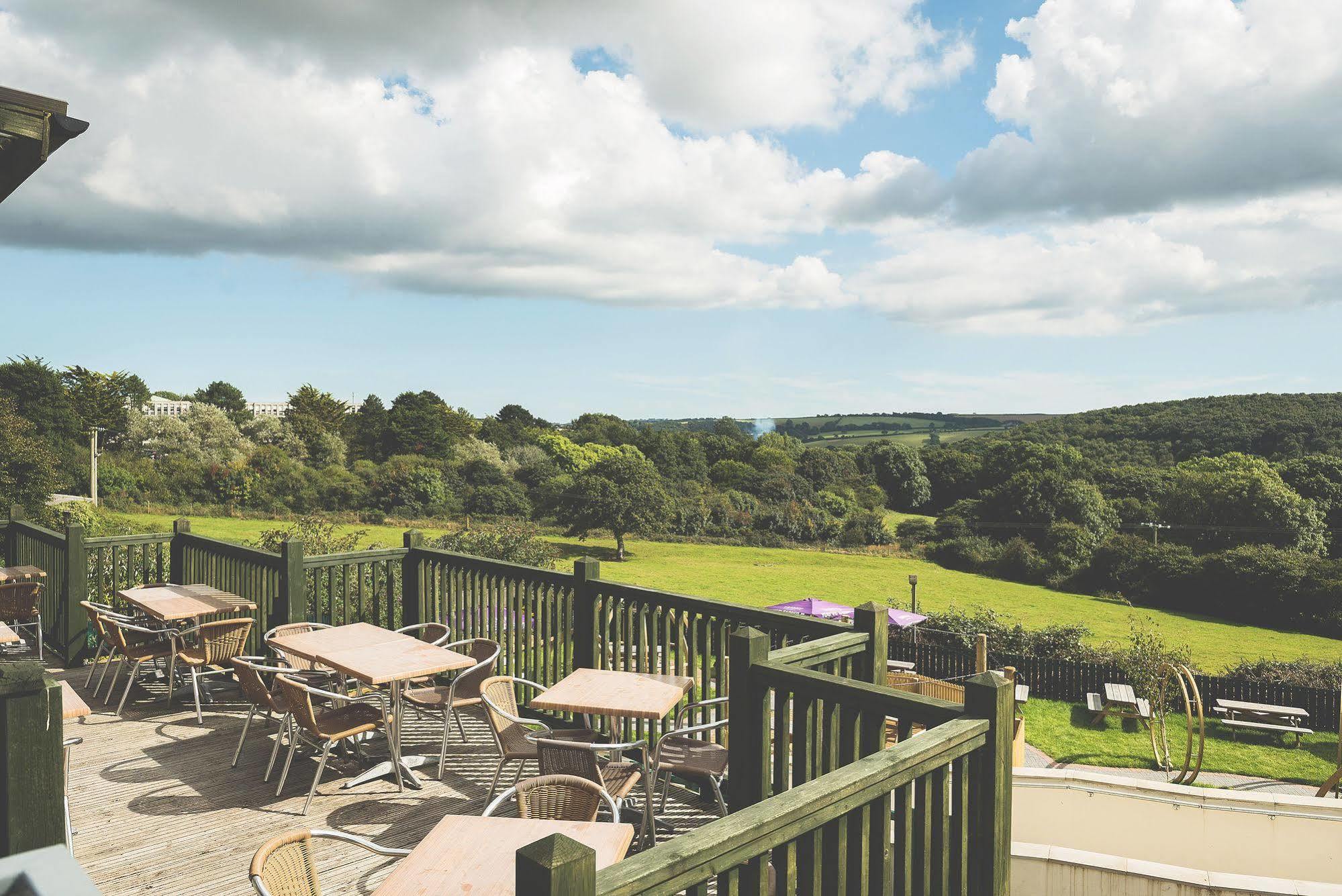 Hotel County Arms Truro Exterior foto